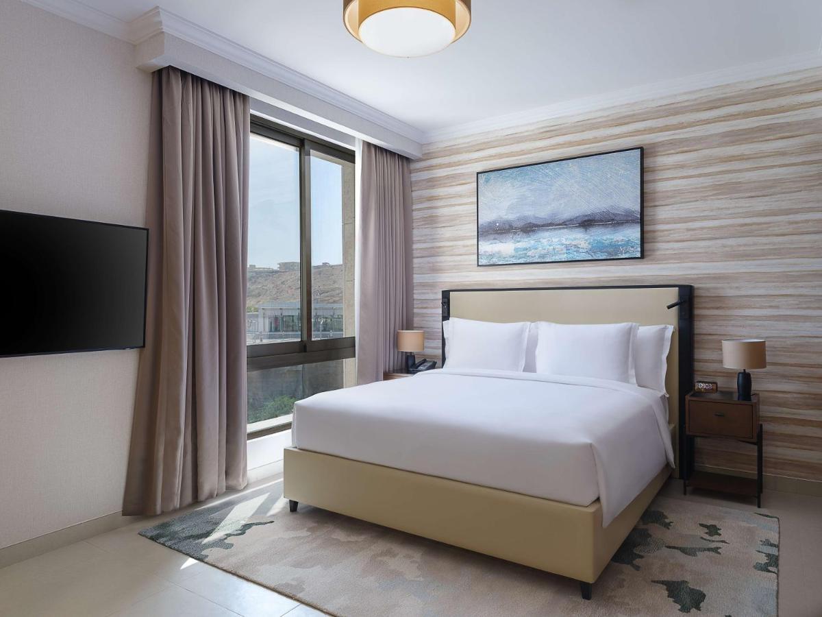 Hotel Doubletree By Hilton Qurum