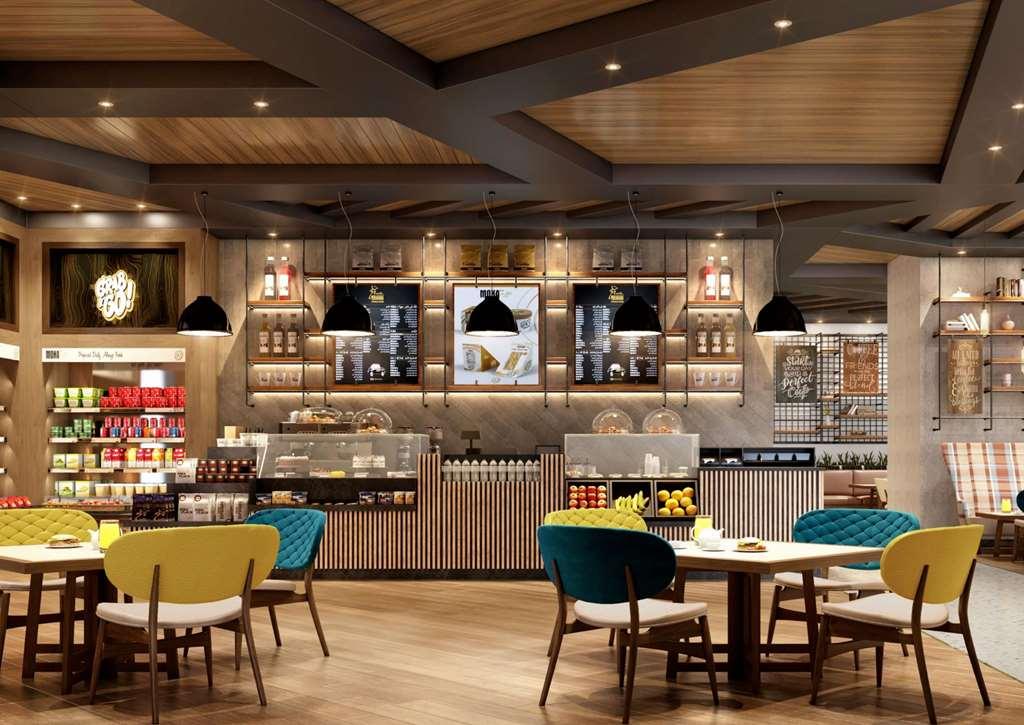 Doubletree By Hilton Qurum Hotel