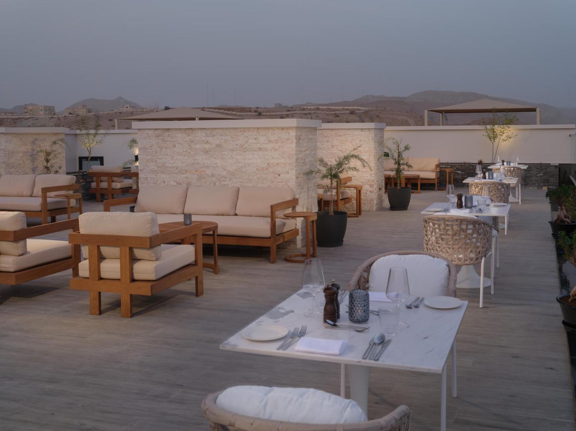Doubletree By Hilton Qurum 4* Muscat