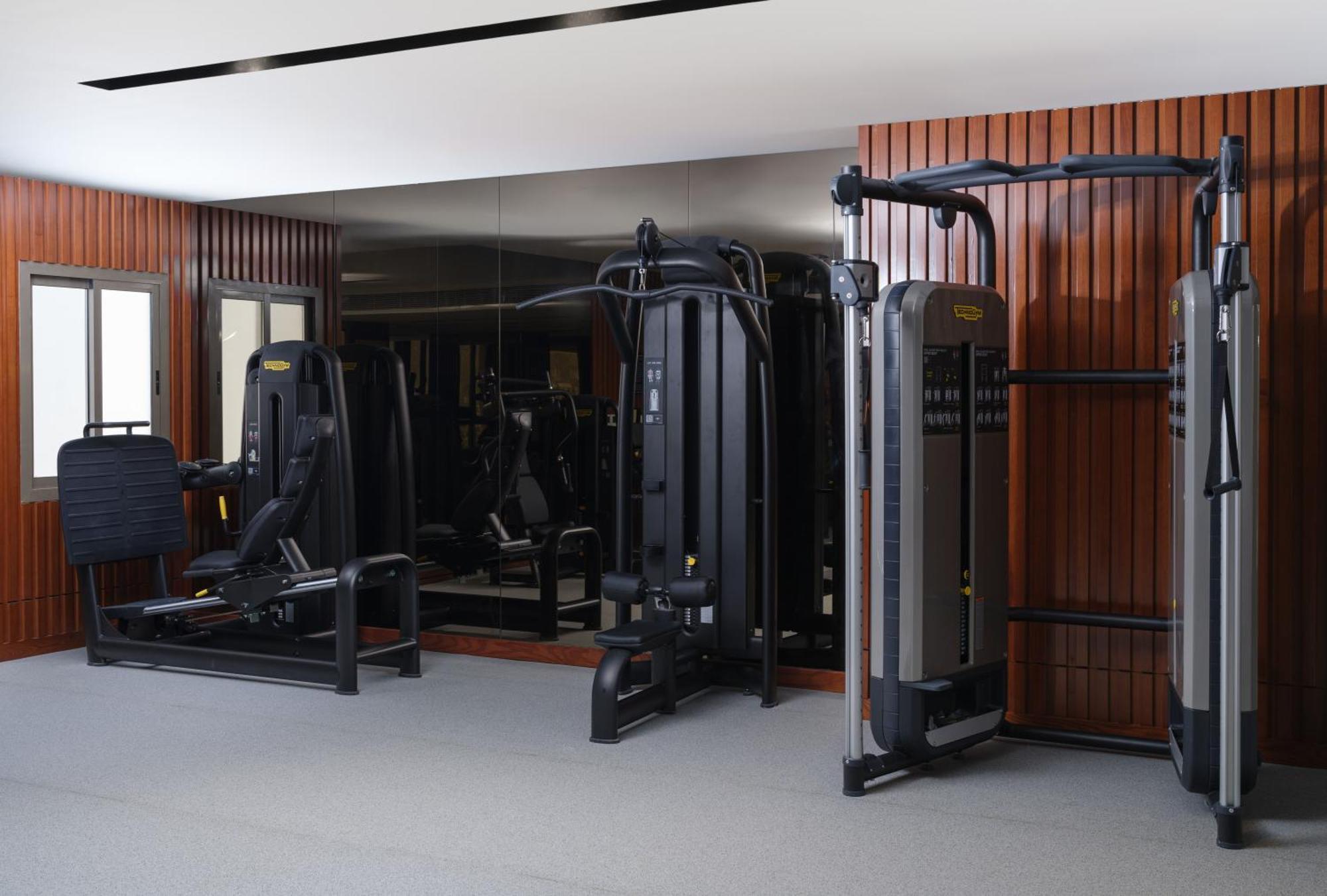 Doubletree By Hilton Qurum Hotel 4*