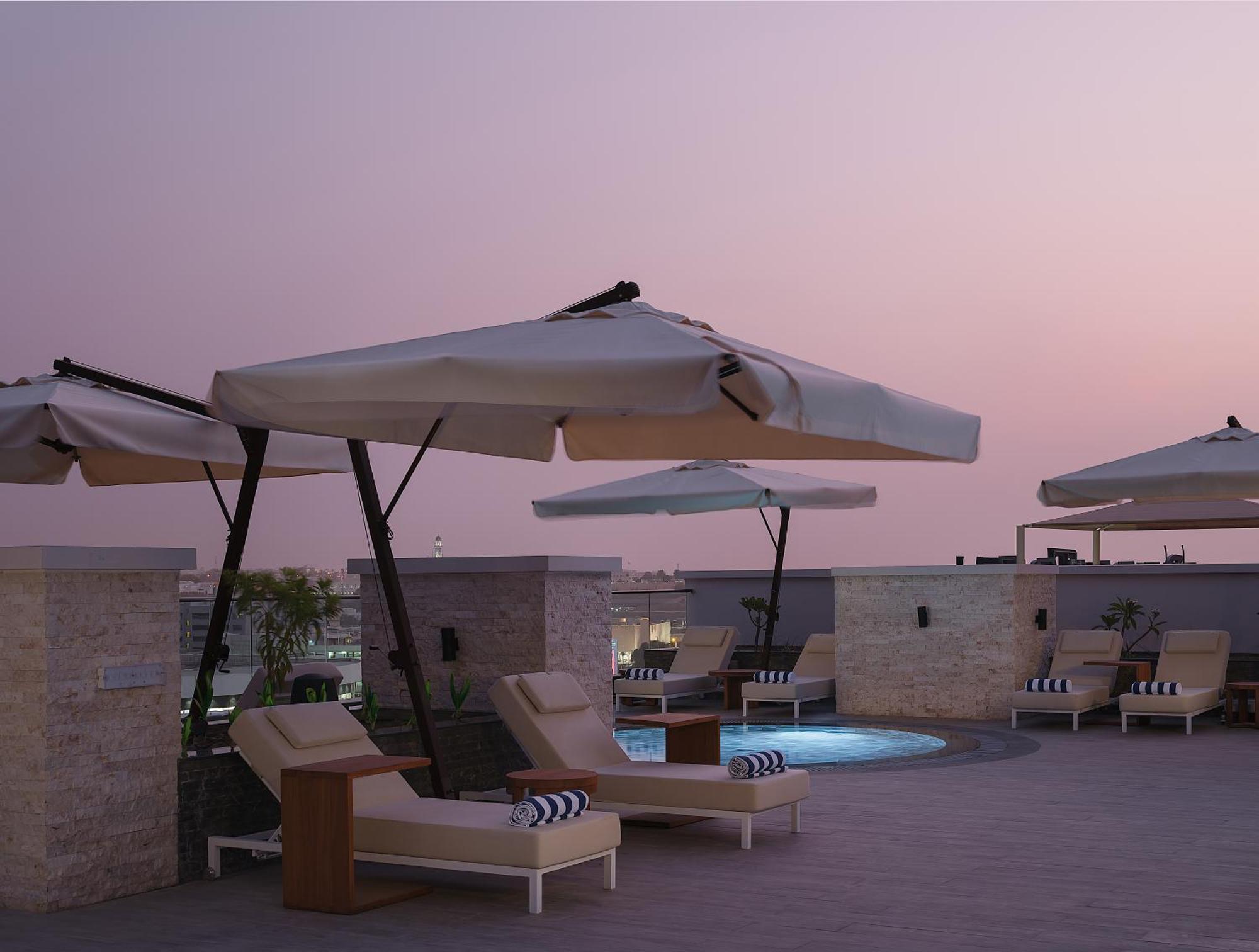 Hotel Doubletree By Hilton Qurum 4*