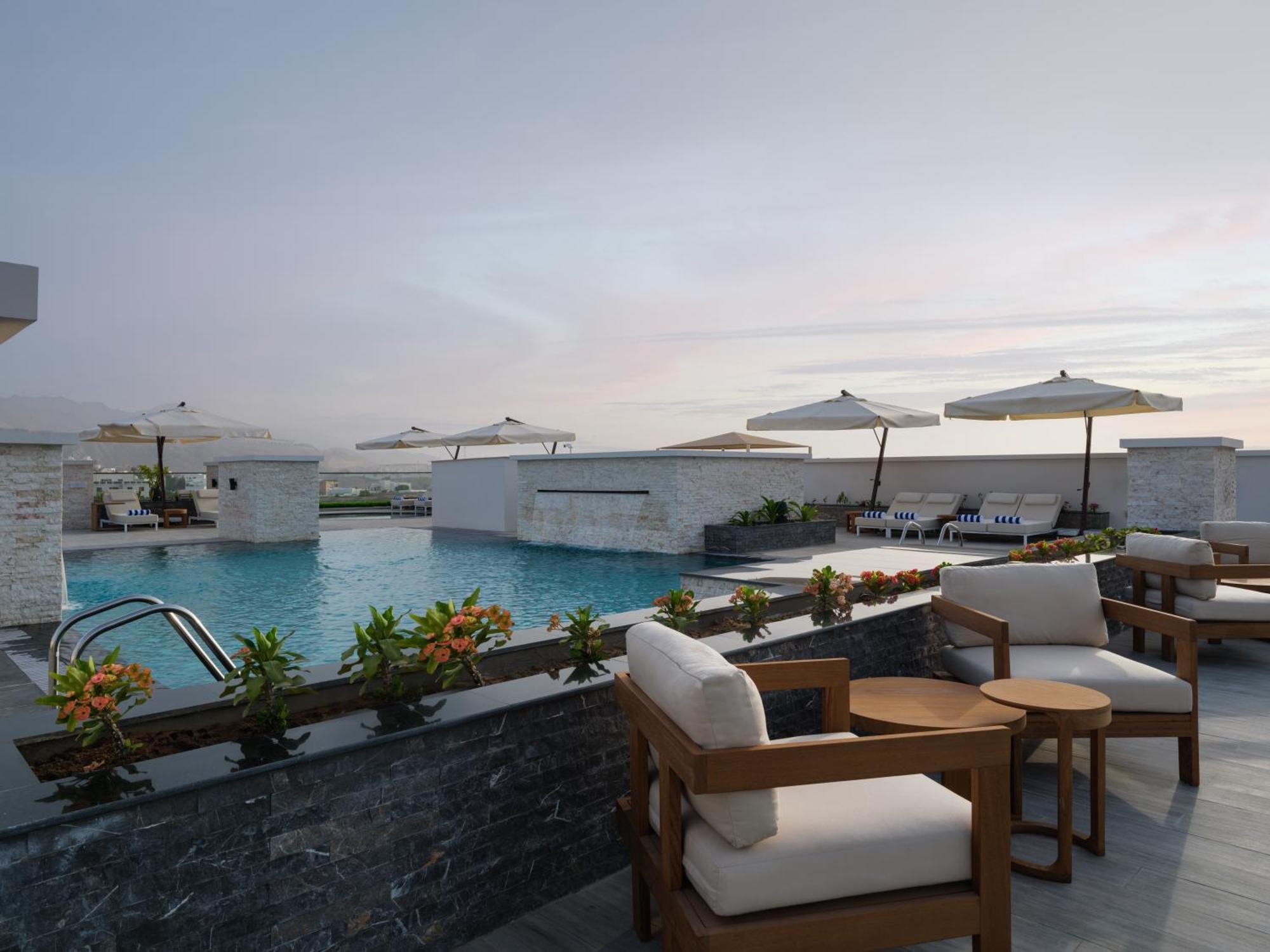 Doubletree By Hilton Qurum Hotel