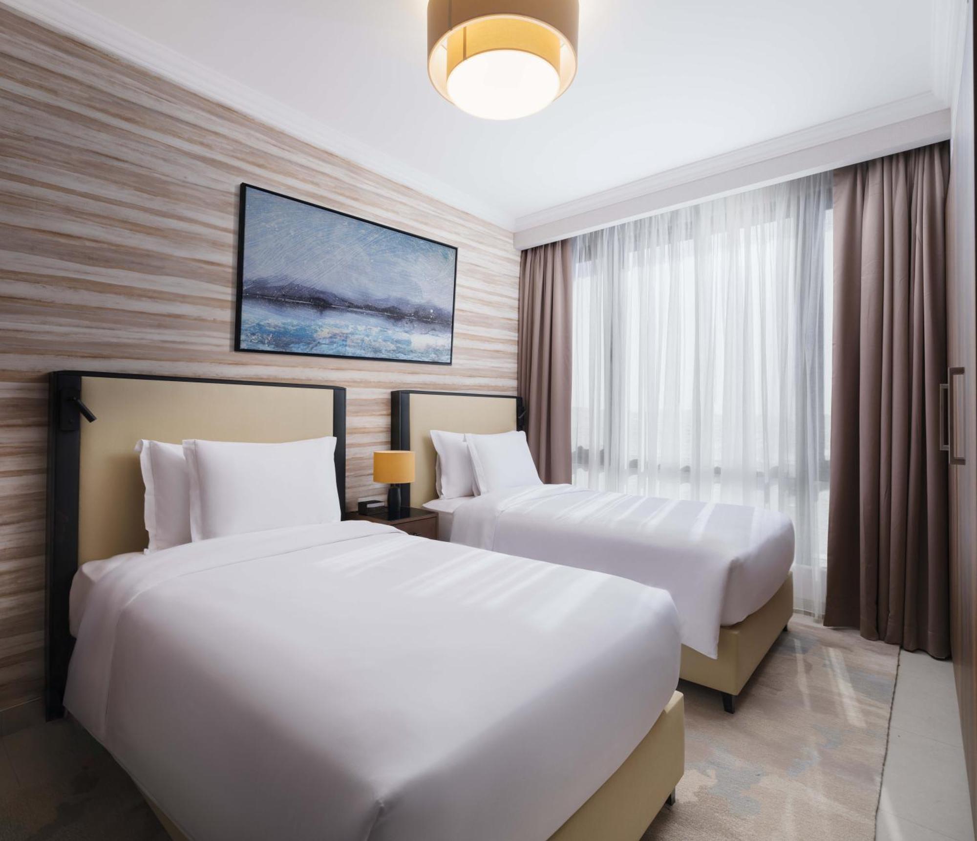 Doubletree By Hilton Qurum 4*